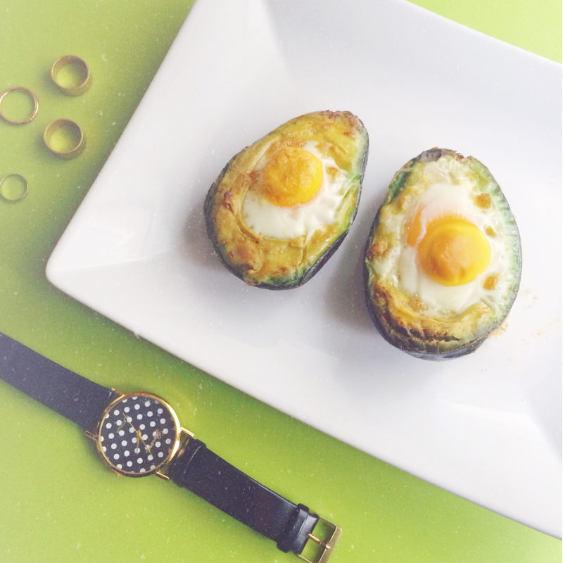 Avocado and egg oven recipe