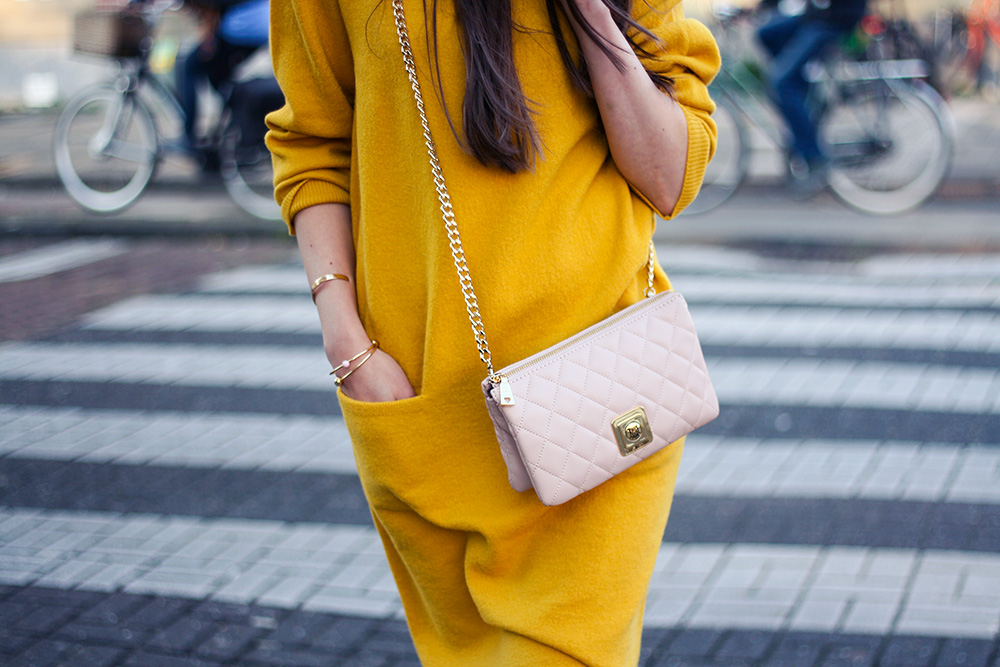 ilja-visser-ready-to-fish-mustard-sweater-dress-fashion-blogger-outfit-1