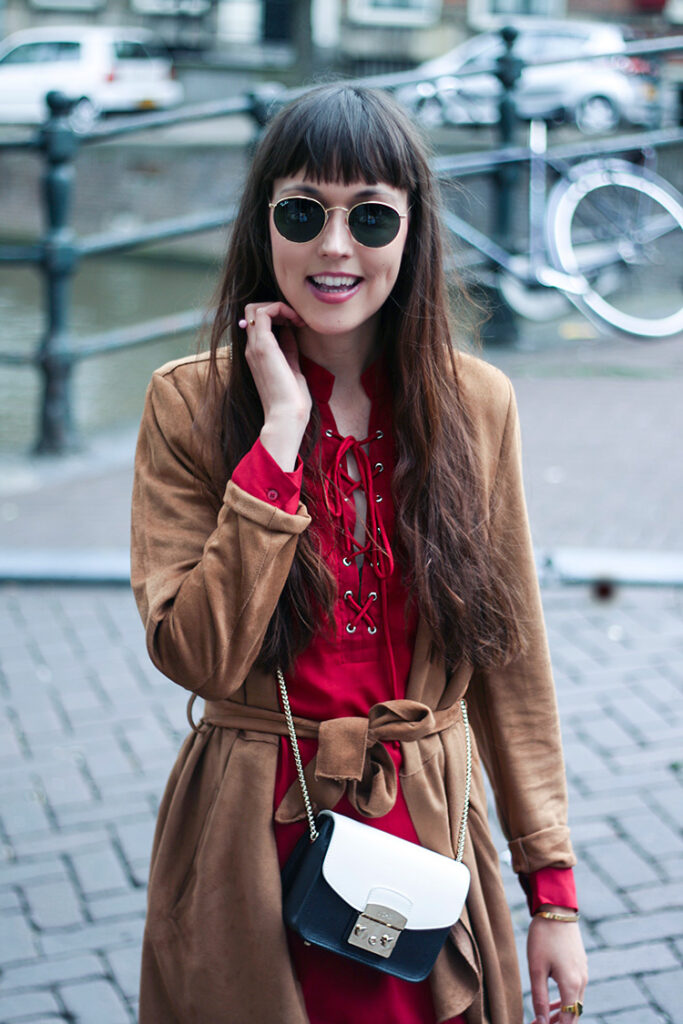 suede-trenchcoat-vila-lace-up-dress-rayban-rounded-sunglasses-stan-smith-adidas-fashion-blogger
