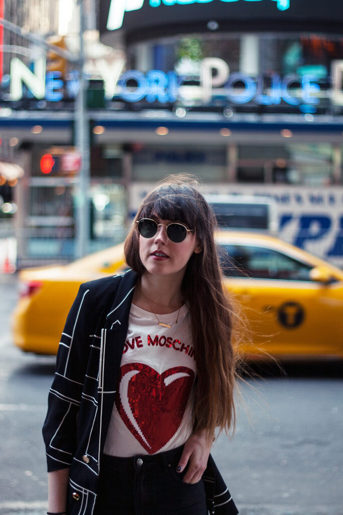 times-square-moschino-sequin-shirt-fashion-blogger-outfit-6